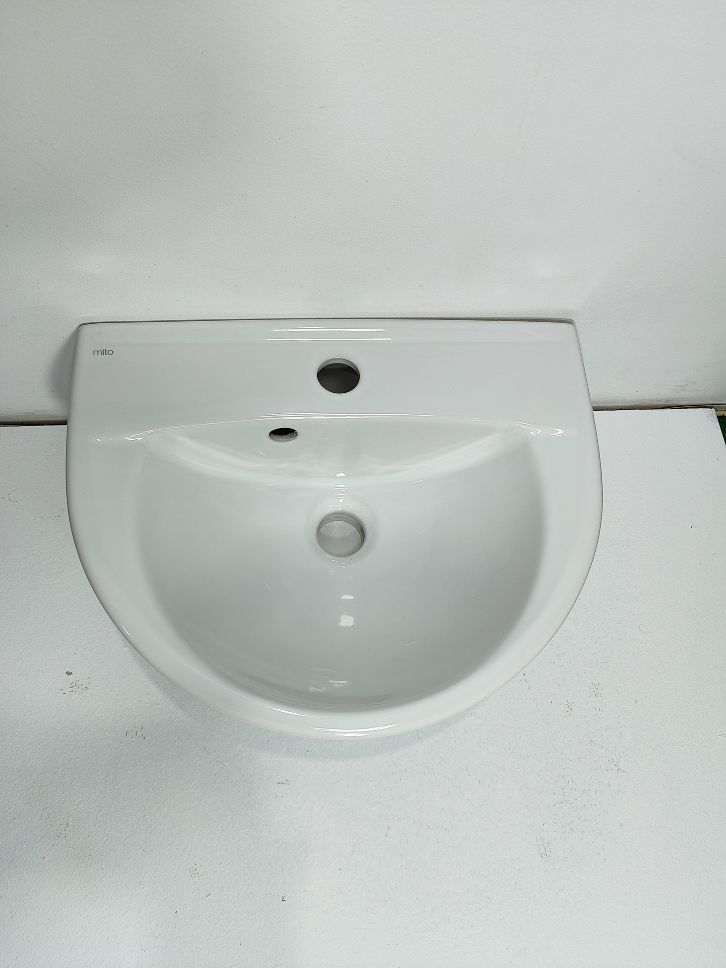 product-media-img