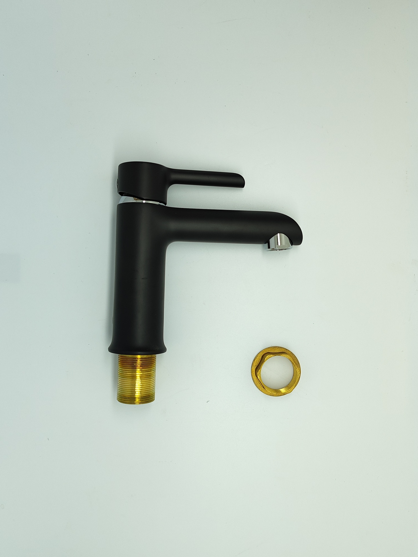 product-media-img